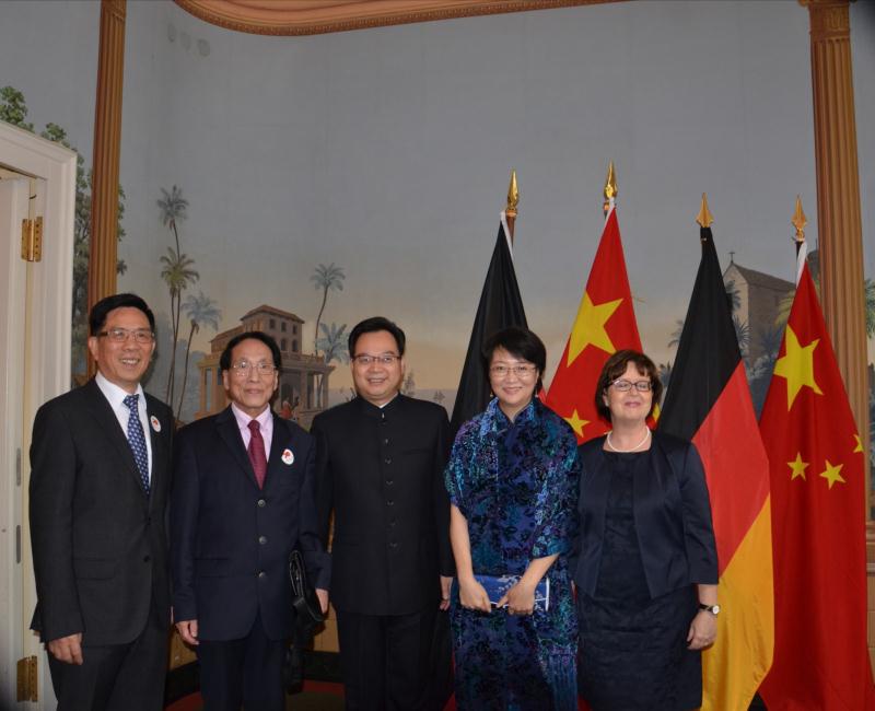 中国驻法兰克福总领馆举行国庆70周年招待会